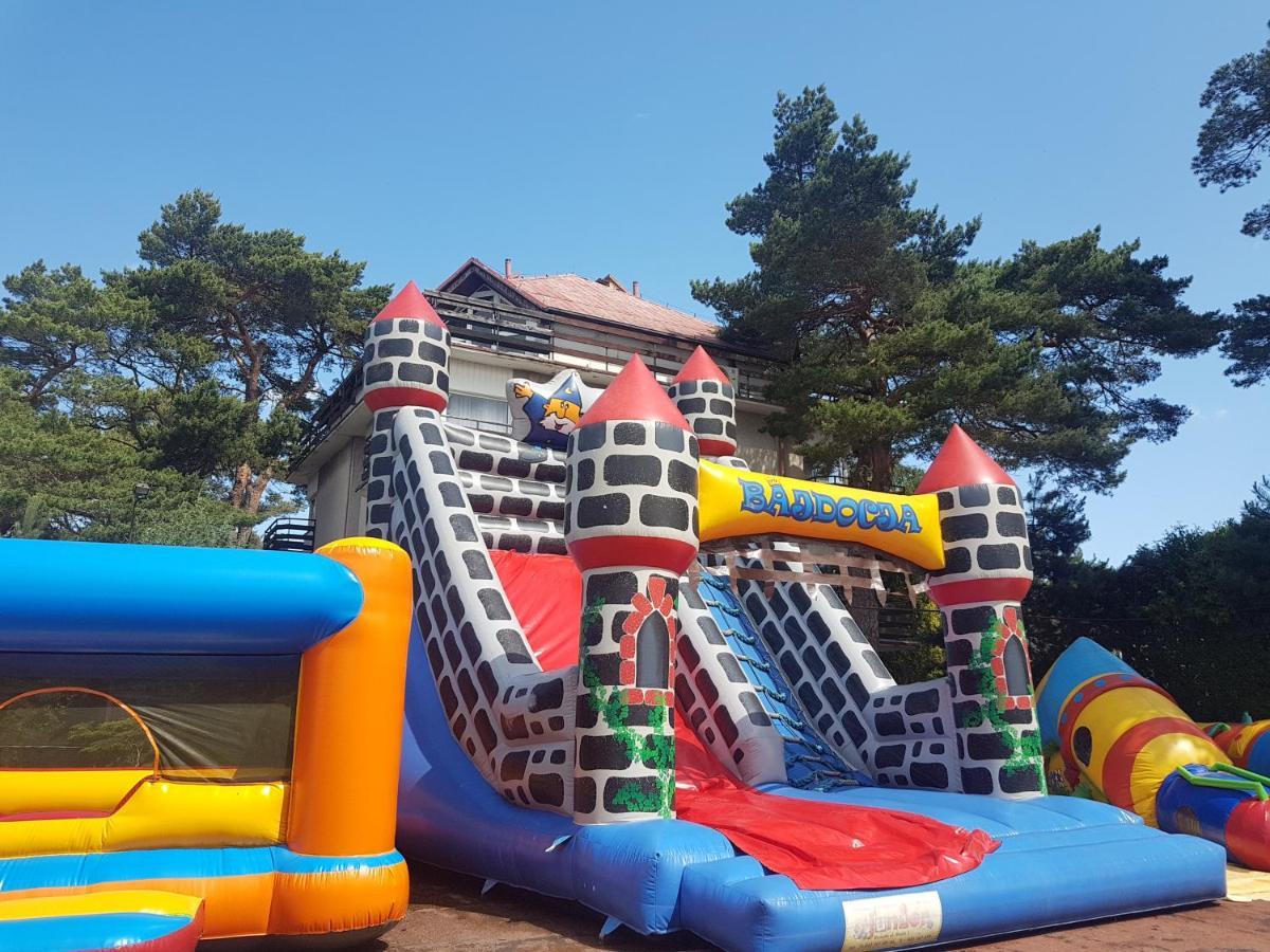 Rodzinna Przystan Mrzeżyno Exterior foto