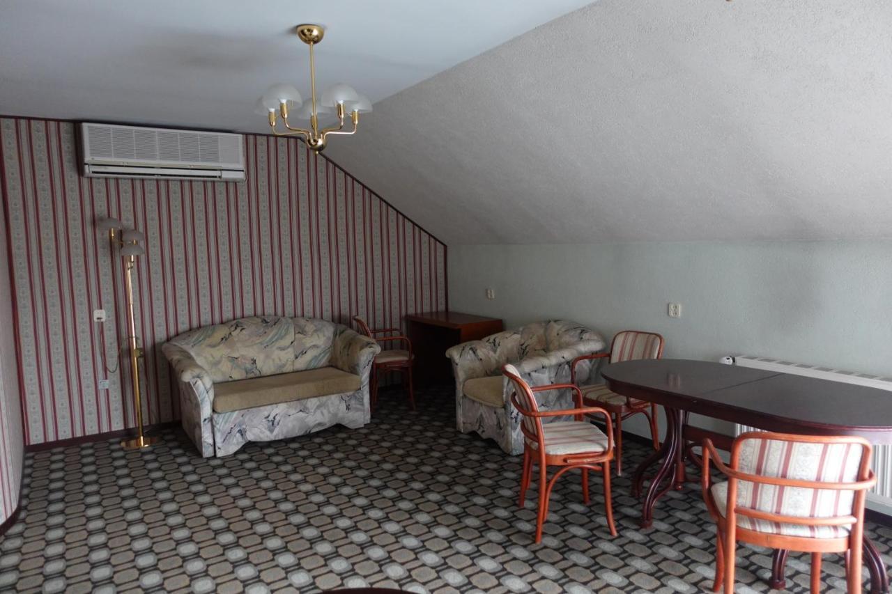 Rodzinna Przystan Mrzeżyno Exterior foto