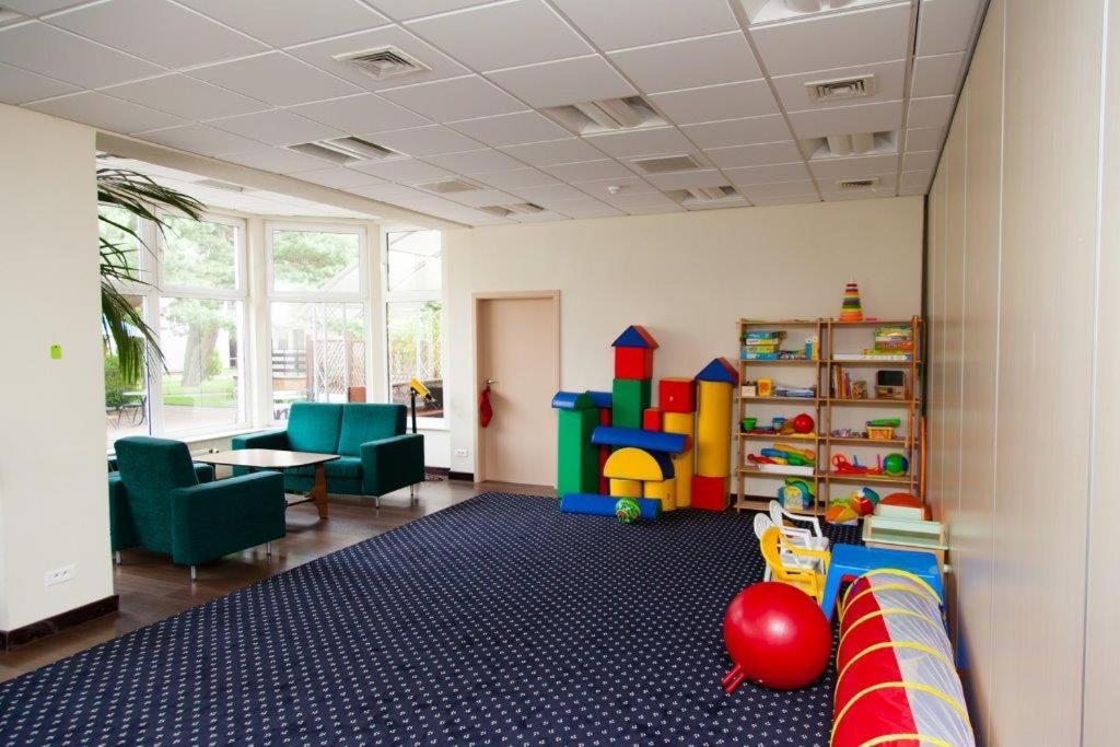 Rodzinna Przystan Mrzeżyno Exterior foto